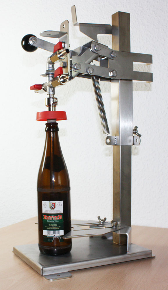 1000 Staender fuer Handfueller zusammengebaut